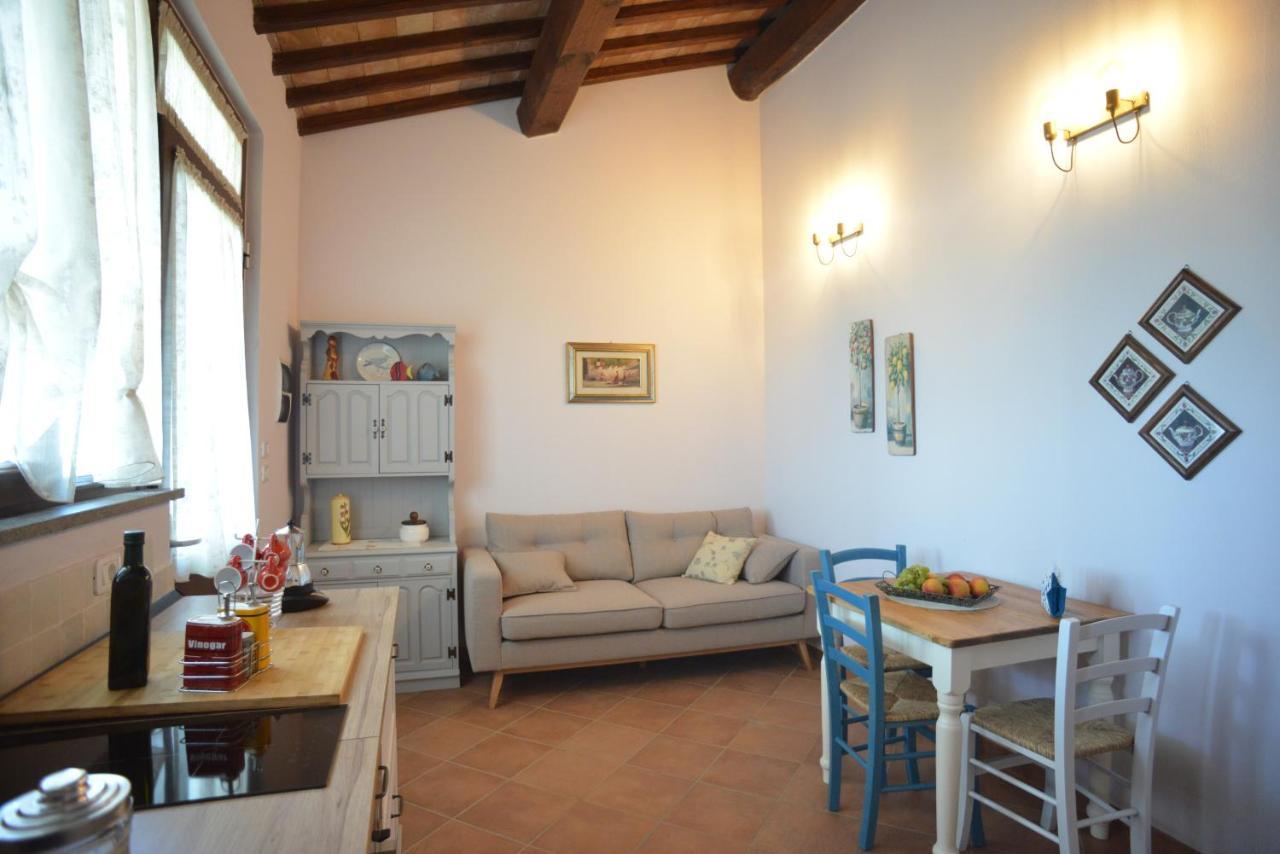 גרוסטו Agriturismo La Fonte מראה חיצוני תמונה